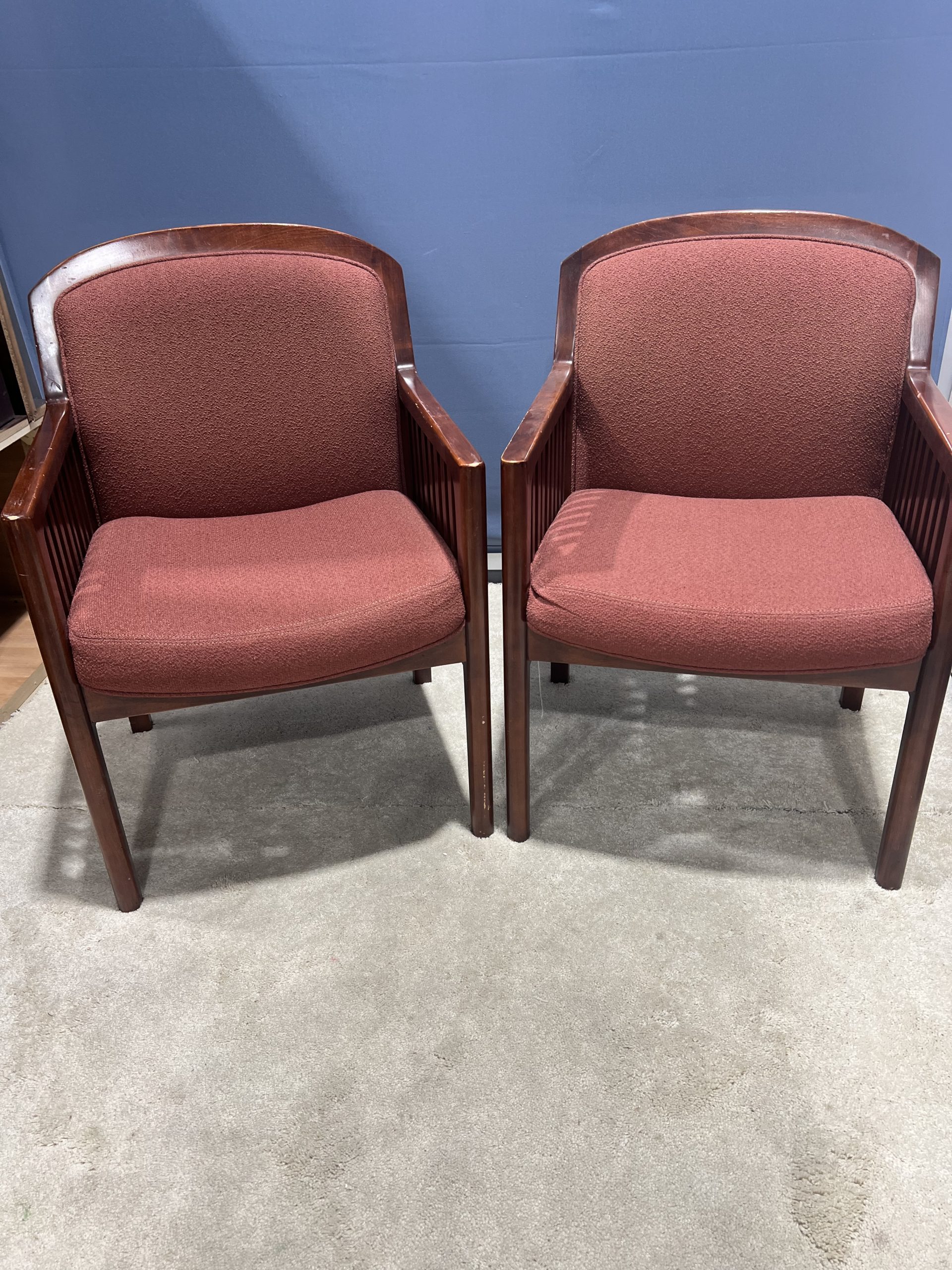 Chair Guest Red Red Oak-image