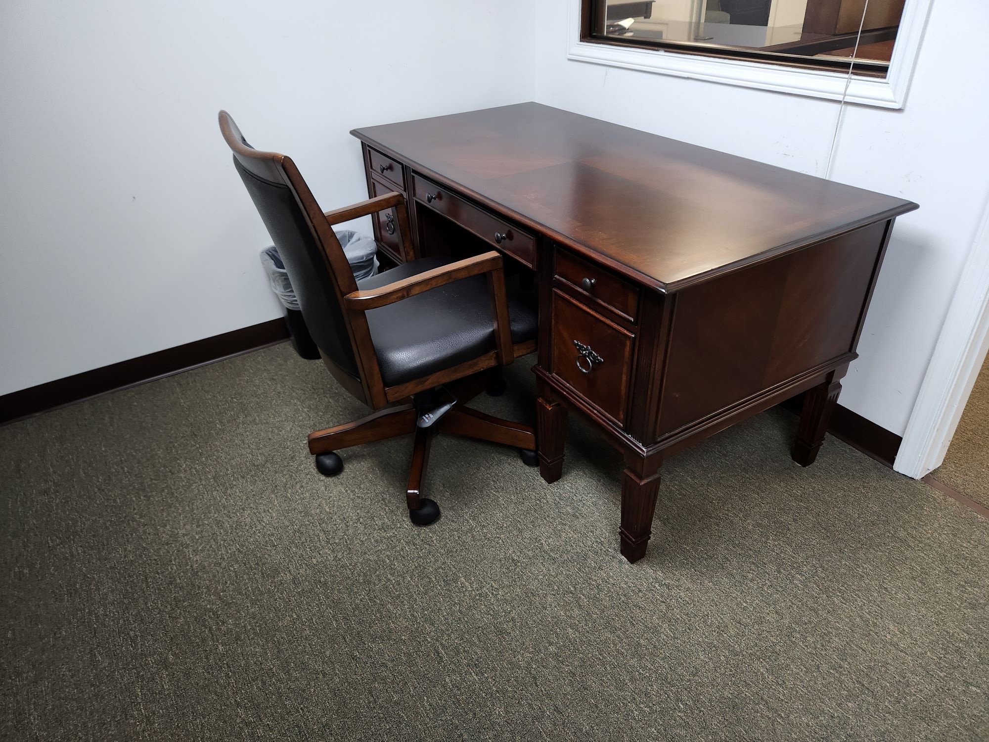 Traditional Table Desk 01 and Hutch-image